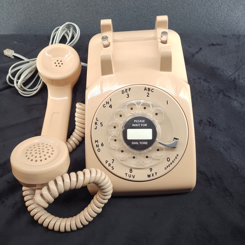 Vintage Western Electric Bell System 500 Rotary Dial Desk Phone Beige Tan 1970s